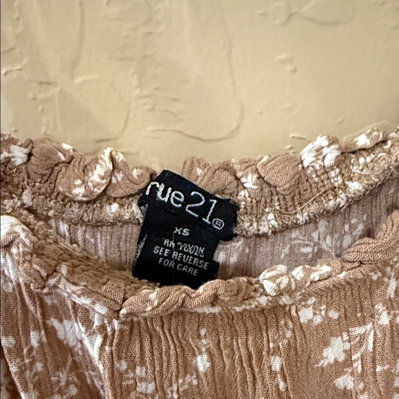 Rue21 Tan Floral Dress - Picture 2 of 5